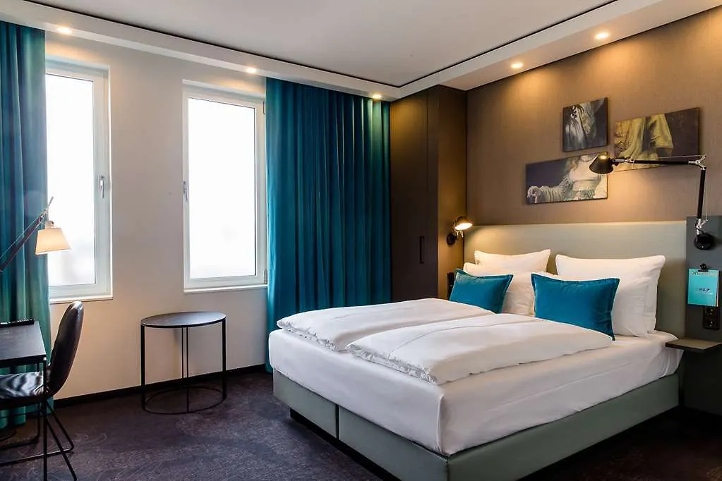 Motel One Amsterdam-Waterloop Hotel Amsterdam