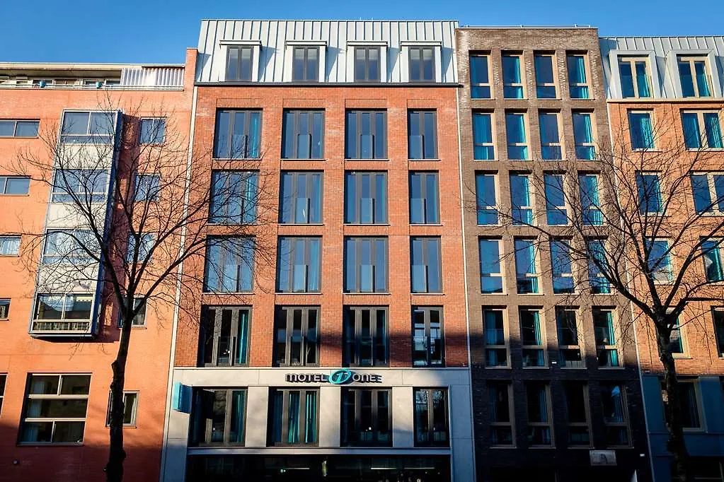 Motel One Amsterdam-Waterloop contacts